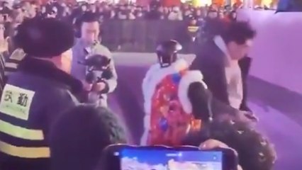 A robot goes crazy and starts attacking people at a festival