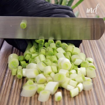 Find out how effective these fruit cutting hacks are 🤯