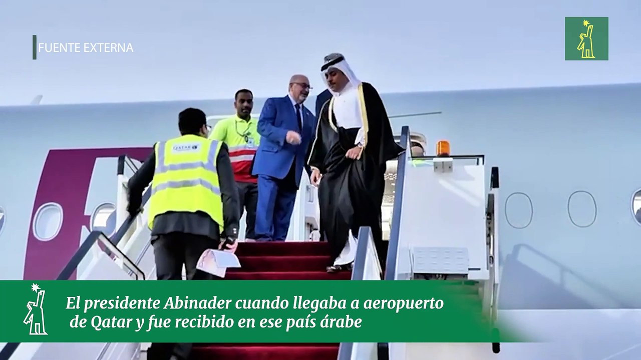 El presidente Abinader cuando llegaba a aeropuerto de Qatar y fue recibido en ese país árabe