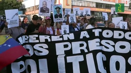Familiares de "presos políticos" protestan por su libertad y un "trato digno"
