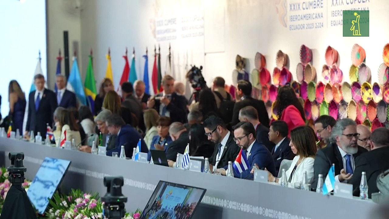 Cumbre Iberoamericana de Ecuador cierra sin con...