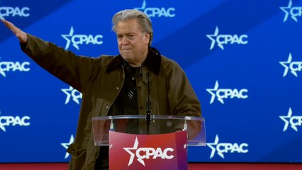 Steve Bannon hace el saludo nazi en la Conferencia de Acción Política Conservadora