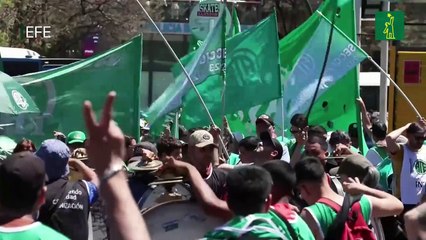 Empleados públicos en Argentina inician huelga de 36 horas contra recortes y despidos del Gobierno.mp4