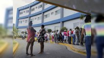Parturientas haitianas siguen visitando la Maternidad de Los Mina