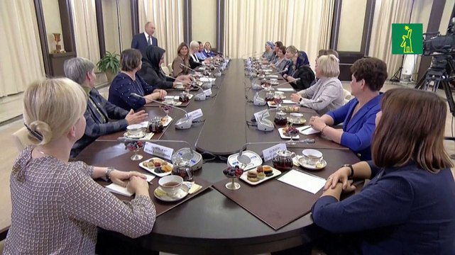 Frente a las madres de soldados rusos, Putin asegura que comparte su dolor