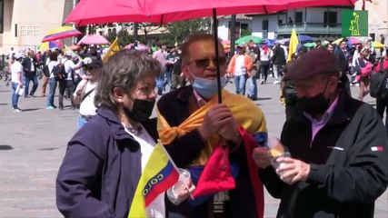 Miles de colombianos protestan por primera vez contra el Gobierno de Petro