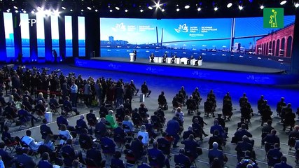 Putin refuerza vínculos con Asia y proclama que es "imposible" aislar a Rusia