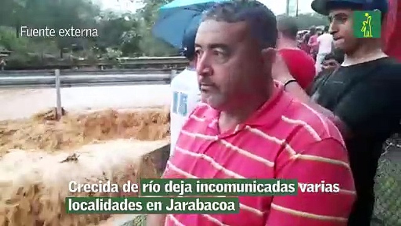 Crecida de río deja incomunicadas varias  localidades en Jarabacoa