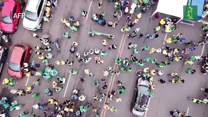 Bolsonaro pide a seguidores "desbloqueo" de carreteras pero apoya protestas