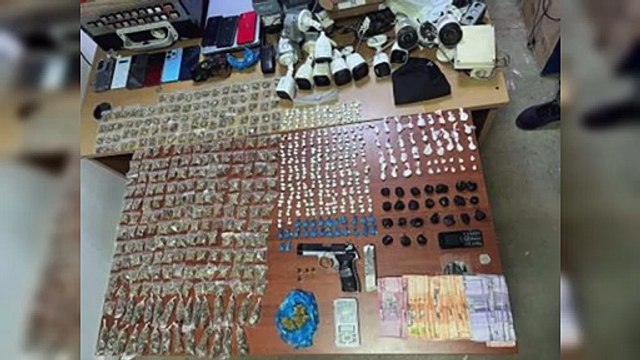 Incautación de drogas en allanamientos en Santiago