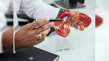 Cardiólogo del país patentiza técnica evita complicaciones tras stents