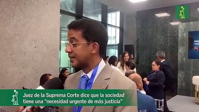 Juez de la Suprema Corte dice que la sociedad tiene una necesidad urgente de más justicia Urgente De Más Justicia