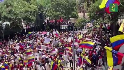 Venezolanos vuelven a las calles en defensa de lo que afirma fue un amplio triunfo electoral