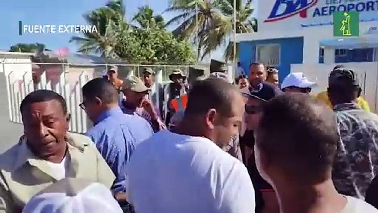 Denuncian que obras del Aeropuerto Cabo Rojo avanzan sin plan de compensación para los afectados