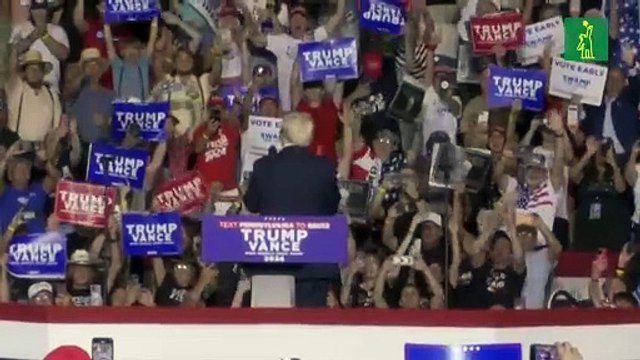 Trump acusa a Kamala Harris de volverse negra para las elecciones de EEUU