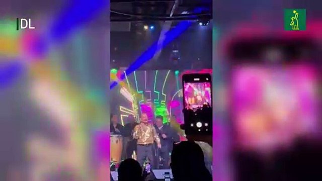 El enérgico Charlie Aponte pone a bailar y recordar los grandes éxitos de la salsa