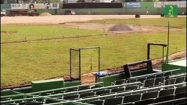 Alrededor de 60 obreros, aceleran los trabajos en distintas áreas en el Estadio Tetelo Vargas