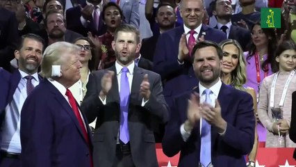 Trump reaparece con la oreja vendada ante en la convención republicana