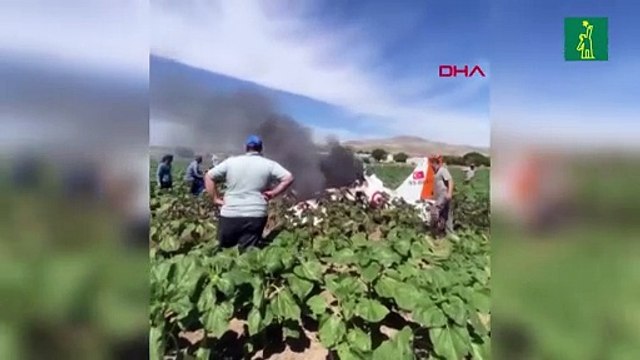 Mueren dos pilotos militares turcos al estrellarse su avión