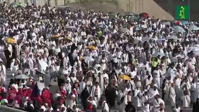 Fieles musulmanes realizan el último gran ritual del peregrinaje del hach en Arabia Saudita