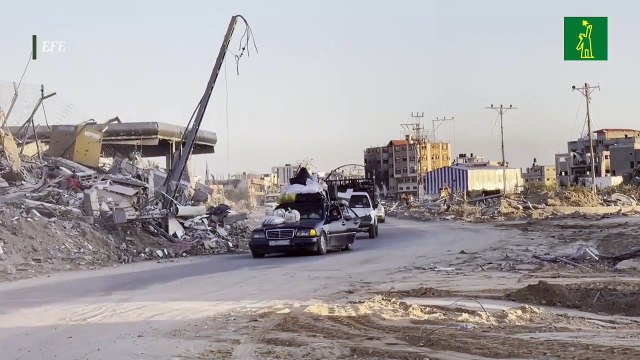 Palestinos huyen de Rafah tras una noche de bombardeos israelíes continuos