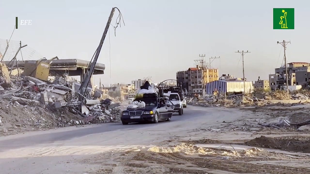 Palestinos huyen de Rafah tras una noche de bombardeos israelíes continuos