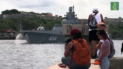 Submarino nuclear ruso sale de la bahía de La Habana