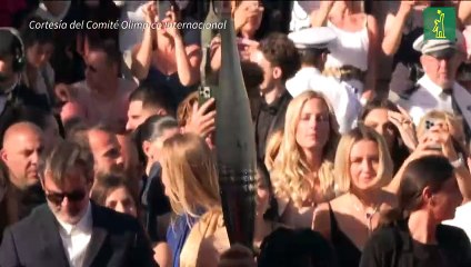 La llama olímpica, estrella de la alfombra roja de Cannes