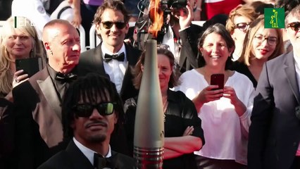 Alfombra roja olímpica en Cannes: la antorcha de París 2024 ilumina el Festival