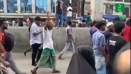 Primera ministra de Bangladés huye del país y los militares anuncian un gobierno provisional