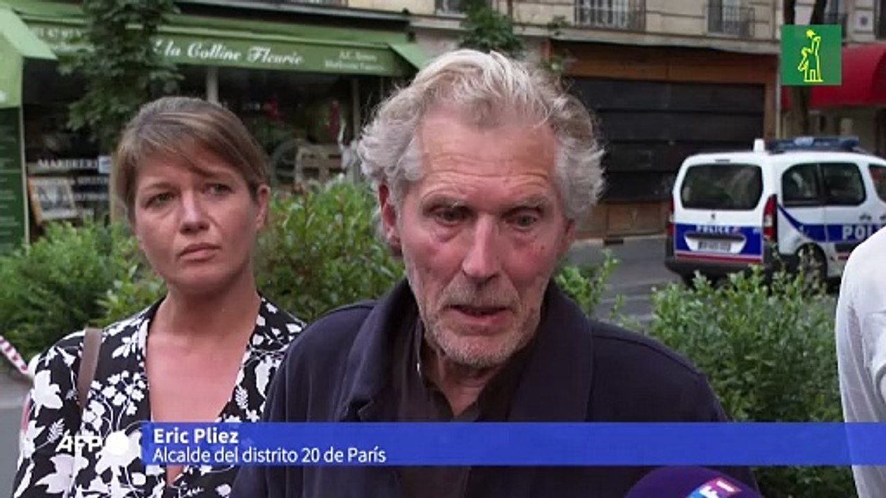 Un auto embiste la terraza de un restaurante en París y deja un muerto y seis heridos