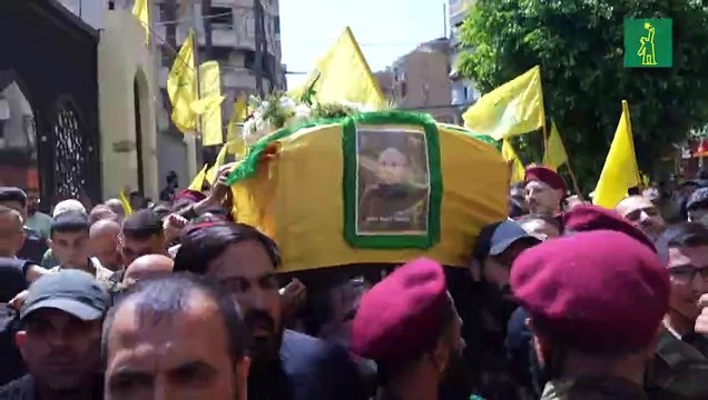 Hezbolá ataca Israel con cientos de cohetes mientras siguen los bombardeos en Gaza