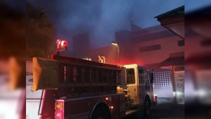 Incendio en parqueo subterráneo en Santiago