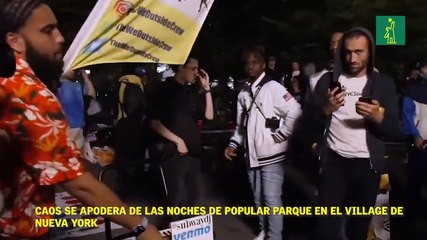 Caos se apodera de las noches de popular parque en el Village de Nueva York.