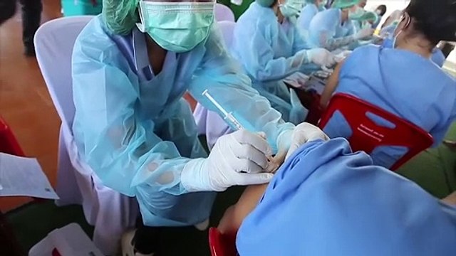 Al menos 2.000 millones de dosis de vacunas anticovid han sido inyectadas en el mundo