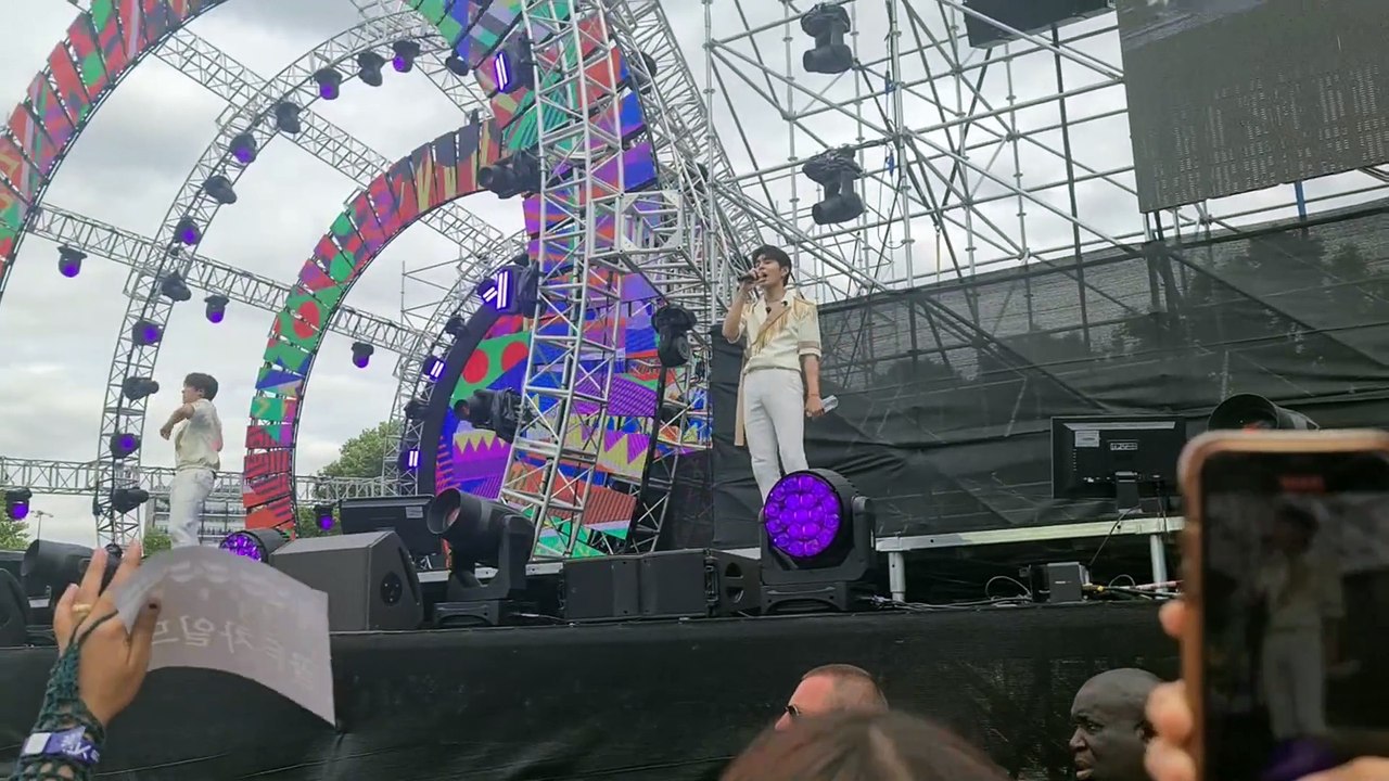 Golden Child ~ I Love You Crazy  #goldenchild #골든차일드 #kpop  #mikfestival #london #iloveyoucrazy