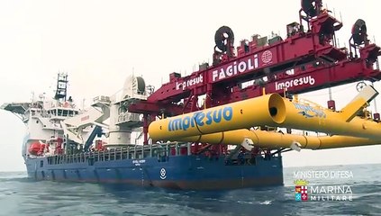 Italia recupera cadáveres de migrantes de barco reflotado