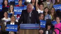 EEUU: Sanders seguirá su campaña hasta la convención