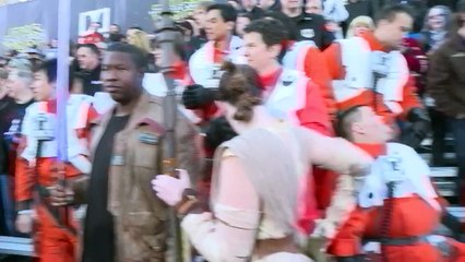 Star Wars: ovaciones de pie en estreno de nueva entrega