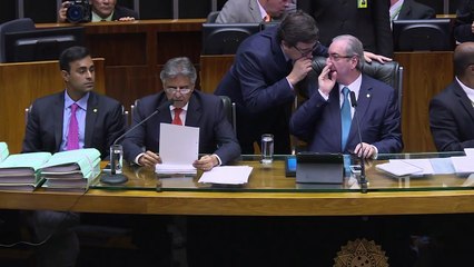 Aprueban crear comisión de juicio político en Brasil