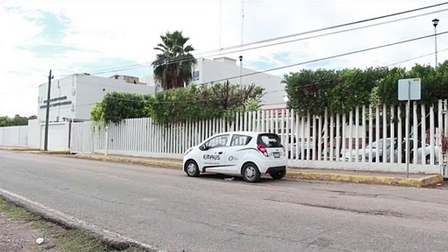 México busca a dos surfistas australianos desaparecidos