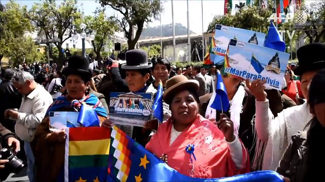Bolivianos celebran fallo de la CIJ por demanda marítima