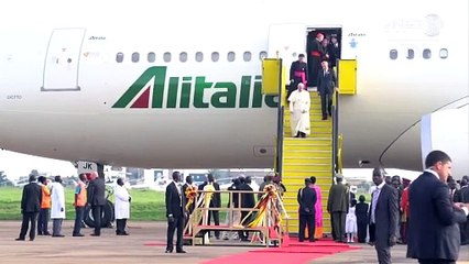 Papa elogia trato que da Uganda a refugiados