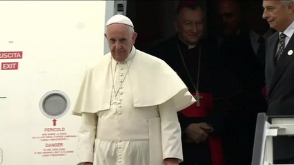 Papa Francisco arribó a Cuba