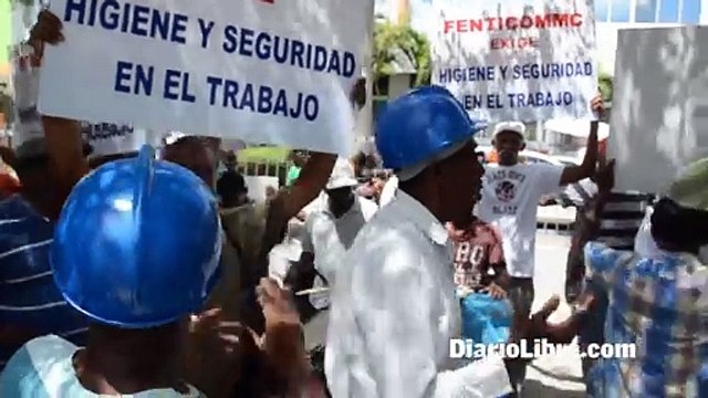 Trabajadores de la construccion excigen 30 de aumento salarial al ministerio de trabajo