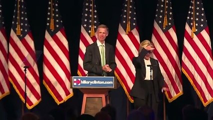 Clinton propone elevar ingresos de clase media