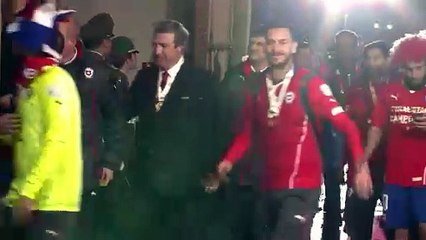 Bachelet recibe a la selección chilena