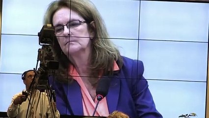Declara expresidenta de Petrobras por escándalo