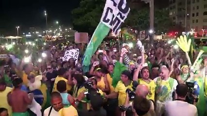 Opositores festejan voto por impeachment en Brasil