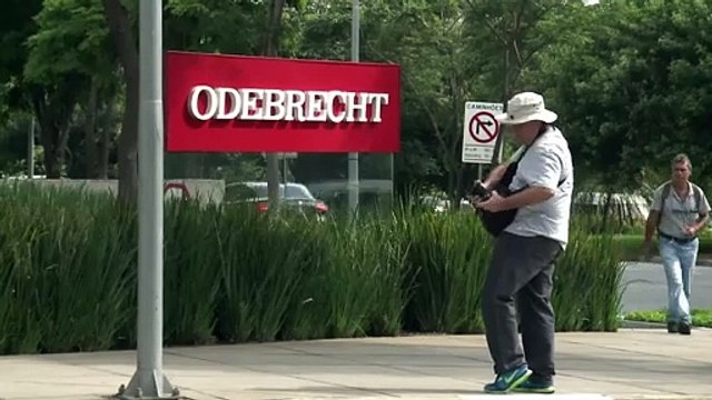 Abrir el documento en una nueva ventana X Agregar al carrito Imprimir Elementos relacionados Share this document Descargar 1:08 WEB Mostrar/Ocultar información Brasileñas Odebrecht y Braskem aceptan multas para cerrar caso